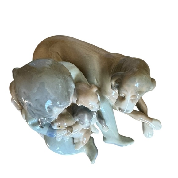 Lladro 1987 “Playmates” Boy Dogs figurine - Picture 4 of 6